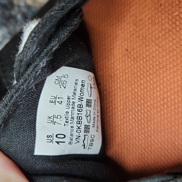 Vans Canvas Slip ons - Picture 5 of 5